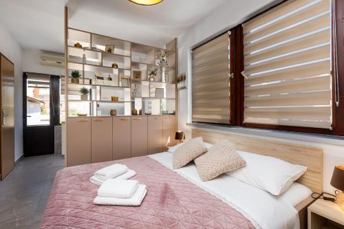City center studio apartment in Malinska
