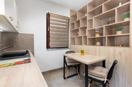 City center studio apartment in Malinska