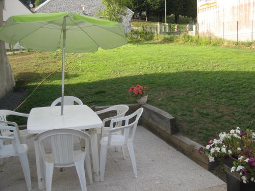 La petite maison in Saint Sauves D'Auvergne