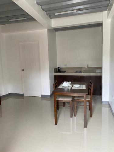 Cherrys Apartment in Argao