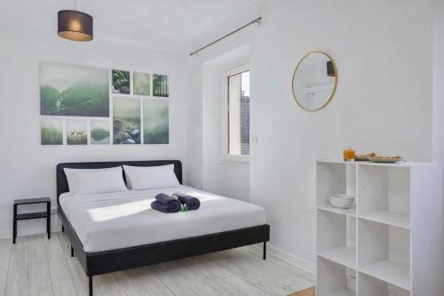 COLIVING - bedroom - TV- Private Bathroom in Peron
