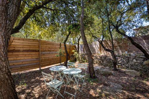 Maison Nichée Au Cœur Des Pins (Maison Nichee Au Cœur Des Pins) in Galargues