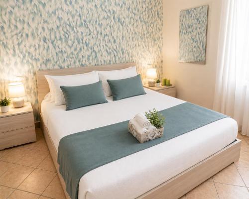 Appartamento intero Napoli Centro, 2 Camere vicino Stazione e Porto, Naples