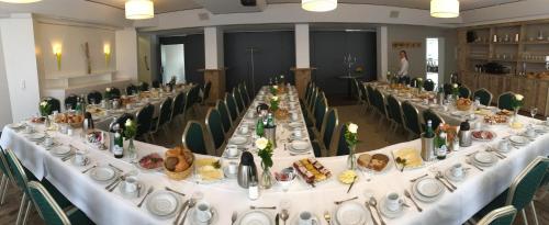 餐廳, 奧斯塔切火酒店及餐廳 (Hotel-Restaurant Osterather Hof) in 梅爾布施