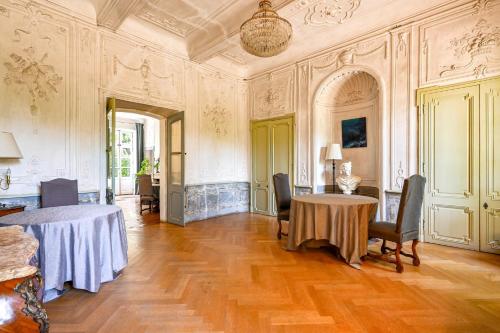 Hotelli välisilme, Château De Jouques (Chateau De Jouques) in Gemenos