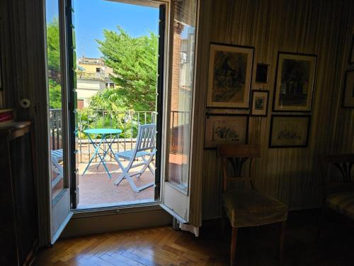 Historic villa with garden in the heart of Venice gîte à louer Scuola di San Rocco