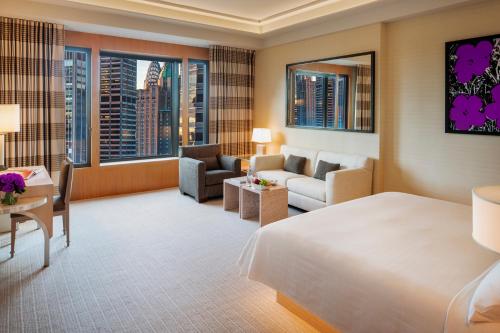 Four Seasons Hotel New York Photo 16