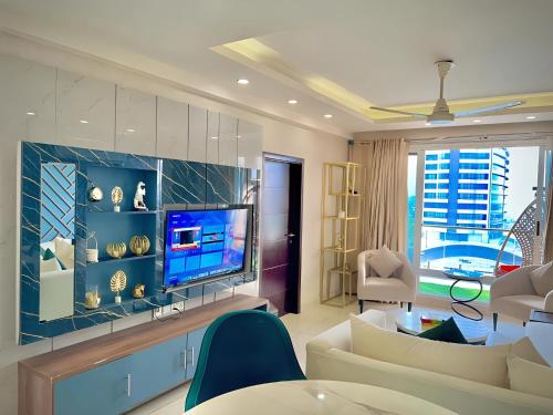 ELYSIUM TOWER Premium Serviced Apartments Facing Centaurus Mall Islamabad - image 3