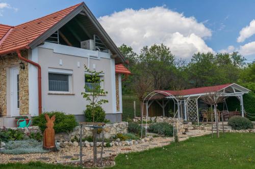 Balatonudvari Comfort House w AC by NW in Vazoli