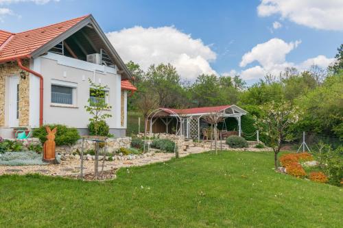 Balatonudvari Comfort House w AC by NW in Vazoli