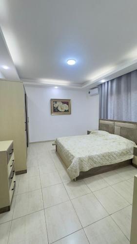 Luxury 2-Bedroom Stay in a Prime Location - image 14