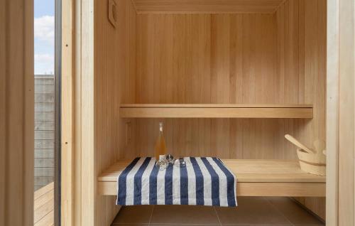 Attractions, Beautiful Home In Ringkøbing With Sauna near No Kirke