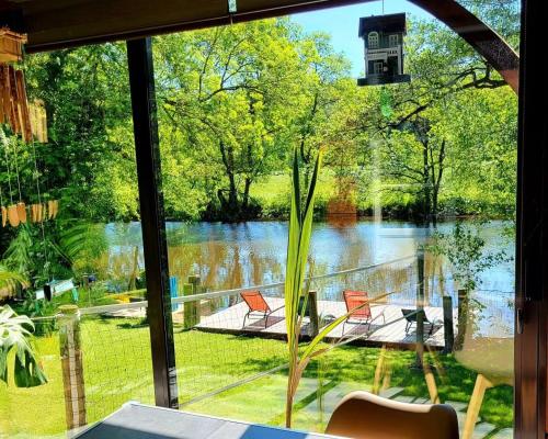 Chez Nirina proche Puys DuFou in Mortagne-sur-Sèvre