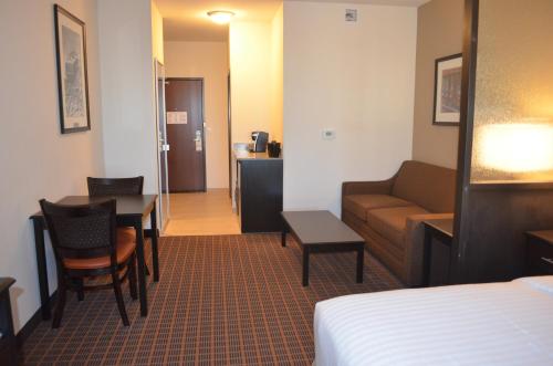 Holiday Inn Express & Suites Golden, an IHG Hotel