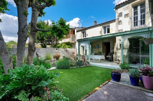 Chambres Escale Pontilabienne in Champagne (Poitou-Charentes)