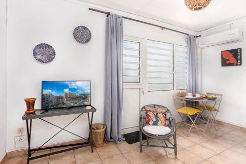 Appartement confortable près de Fort-de-France – 40 m² avec balcon - Location saisonnière - Fort-de-France