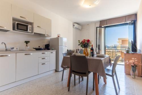 Rina Sea Apartments in La Pietraia
