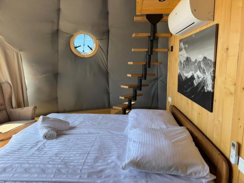 Tatra Glamp Rzepiska - siec noclegowa Tatra Glamp in Čarna Gura