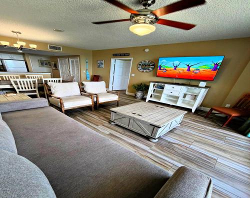 3 BR Direct Oceanfront Condo Wyndham Ocean Walk Resort - Daytona Funland 1023 in Daytona Beach, USA