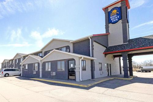 Super 8 by Wyndham Lexington - image 24