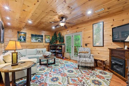 Wild Laurel Lodge - image 10
