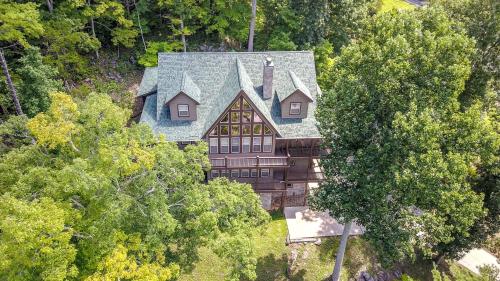 Drake Lodge - image 8