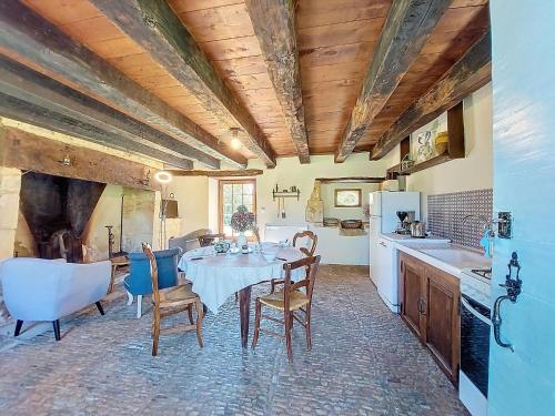 virtuve, Holiday Home Le Petit Gite by Interhome in Jayac ciems