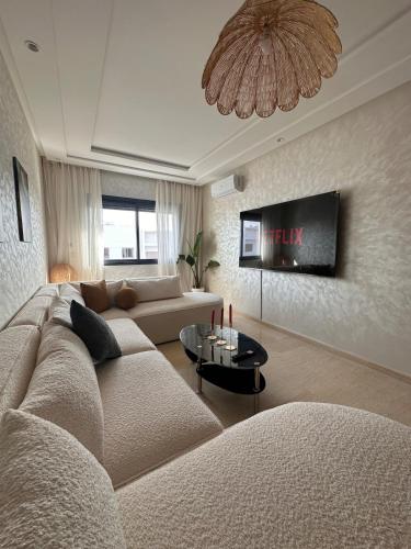 Cozy and quiet stay close to amenities — other in Almaz Rocade Sud building Mohamed, Casablanca Morocco, 20180