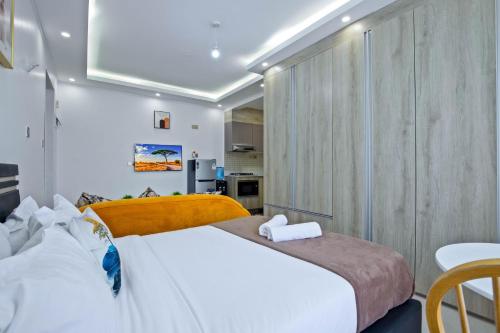 Mona's Westlands Nook - image 2