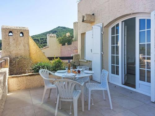 Apartment Hameau la Madrague-8 by Interhome - Location saisonnière - Saint-Cyr-sur-Mer