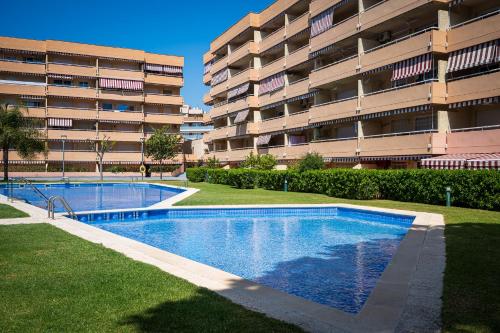 AT070 Piscina, 4 habitaciones, a 180m de la playa