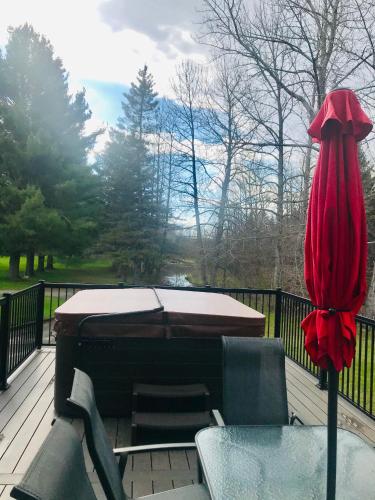 Karstais baseins, Chalet Le RV 3 in Notrdama Debuā (QC)