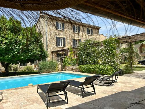 Provenzalisches Landhaus Les Martinets am Fuße des Mont Ventoux - Ferrassières