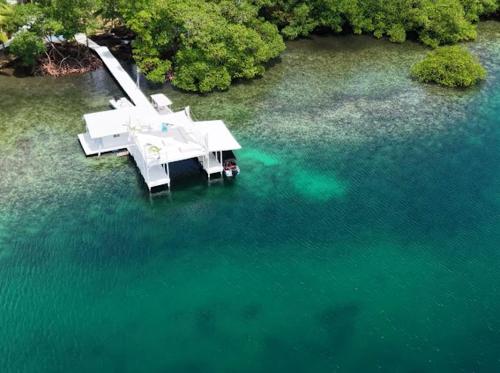 Casa Blanca in Isla Cristobal