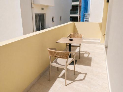 Morfeas City Hotel – Rhodes Town, AZ