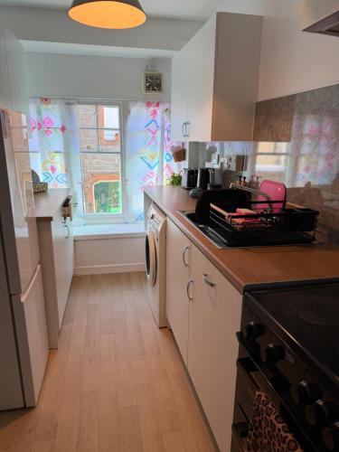 Well St Apartment in موفات
