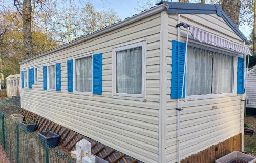 Lovely Stacaravan In La Tremblade - Camping - La Tremblade