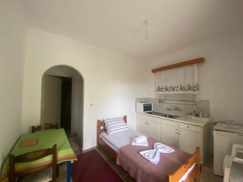 Apartments MOYRKOS in 邁索隆吉翁