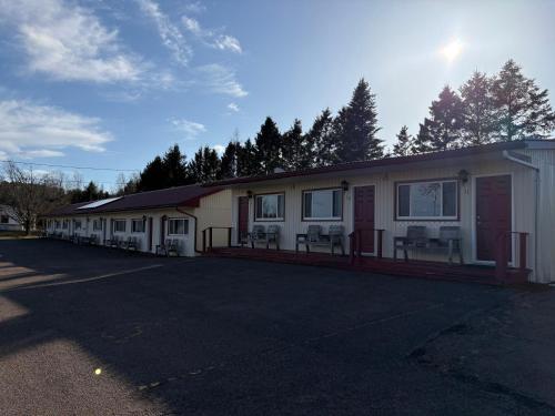 A szálláshely kívülről, The Sunshine Inn in Parrsboro (NS)