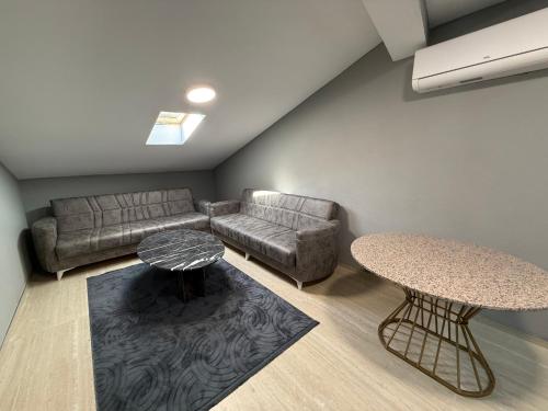 Shatërvan nest Prizren (Shatervan nest Prizren) in ลายา เอ แตร์ซินเยเว