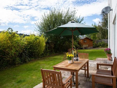 Oprema, 6 Bed in Brecon oc-bn413 in Brecon center