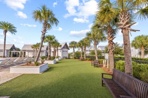 Shell Yeah by Stay on 30A, Pool, Bikes, Golf Cart in Seagrove Beach (FL)