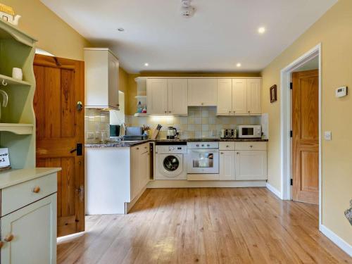 Iekārtas, 2 Bed in Machynlleth oc-93645 in Furnace (Machynlleth)