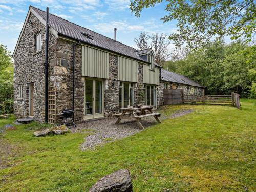 Iekārtas, 2 Bed in Machynlleth oc-93645 in Furnace (Machynlleth)