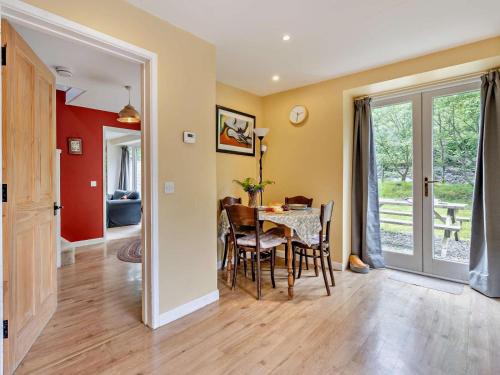Iekārtas, 2 Bed in Machynlleth oc-93645 in Furnace (Machynlleth)