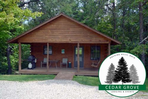 Romantic Cabin w Hot Tub Near Old Mans Cave