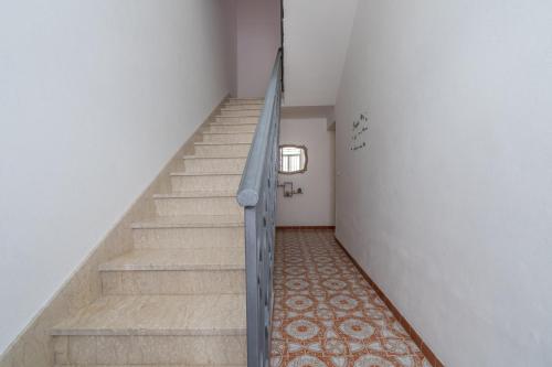 Suli Mari Amuri - image 2