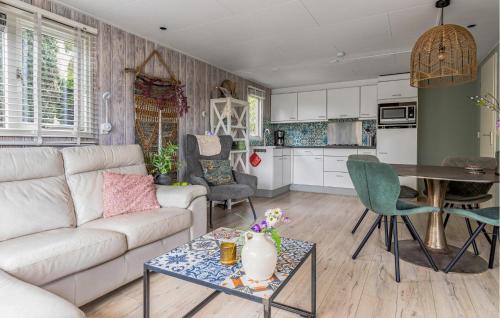 Nice Home In Erm With Wifi in Erm