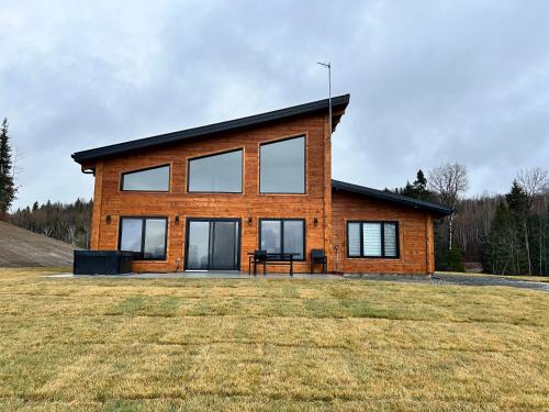 A szálláshely kívülről, Chalets domaine Otis in Lac-Goth (QC)