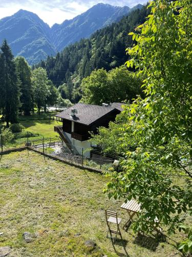 Dārzs, Casa Blu in Vanzone Con San Carlo